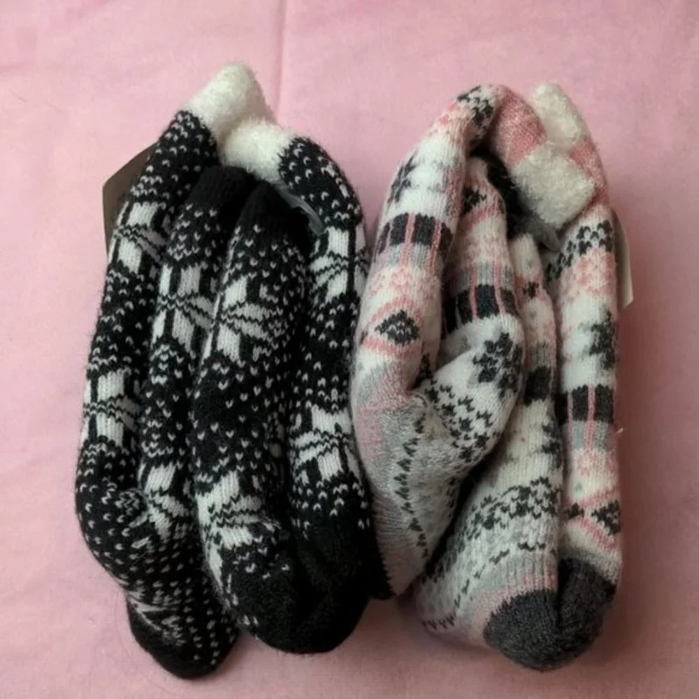 A New Day 2 Pack Winter Cozy Crew Lounge Socks Size 4-10